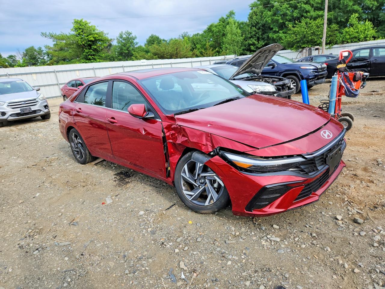 2025 Hyundai Elantra Sel - Image 4