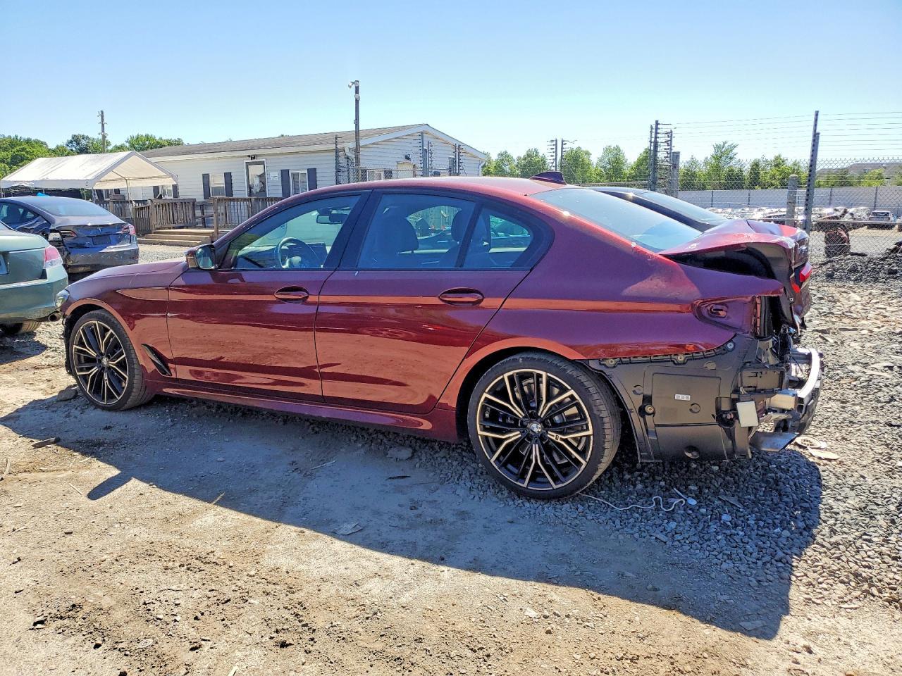 2023 BMW 540 Xi - Image 2