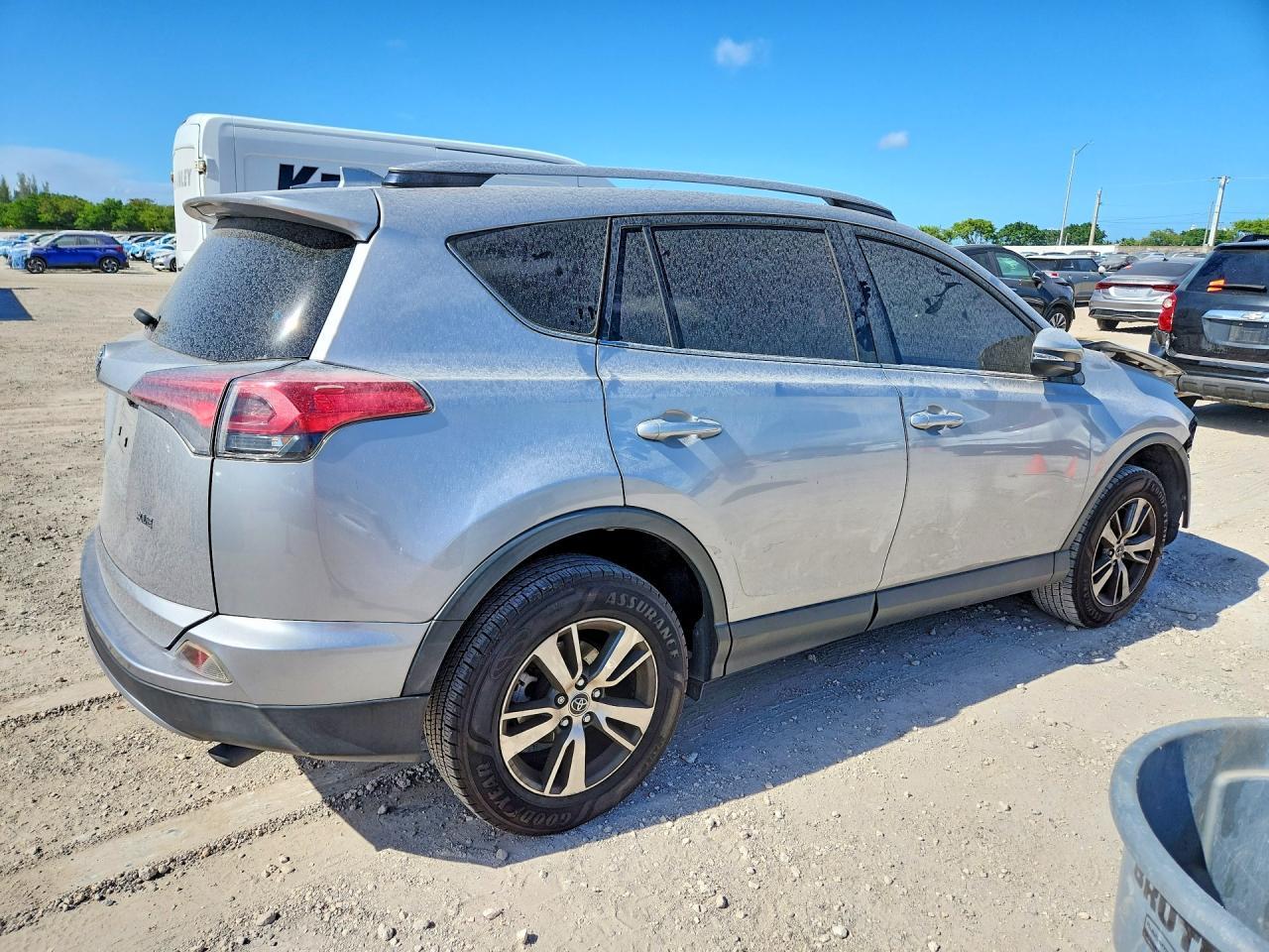 2018 Toyota Rav4 Xle - Фото 3