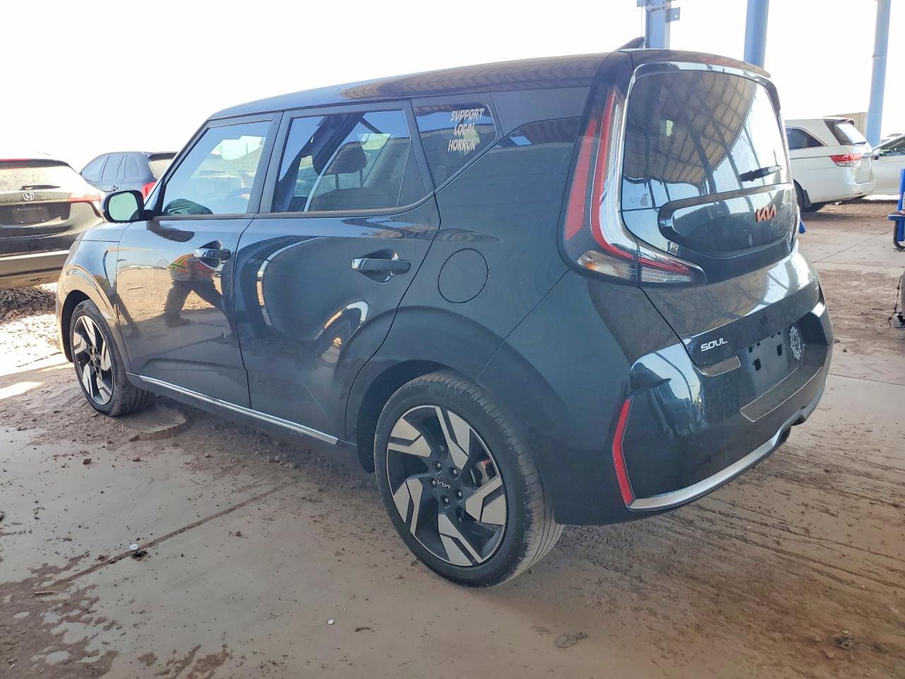 2023 Kia Soul Gt Line - Image 2