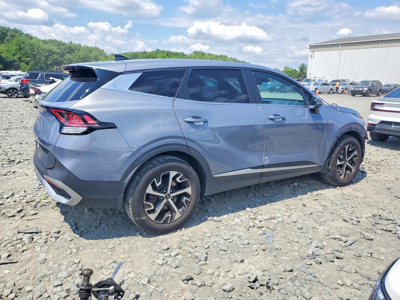 2023 Kia Sportage Ex - Image 3