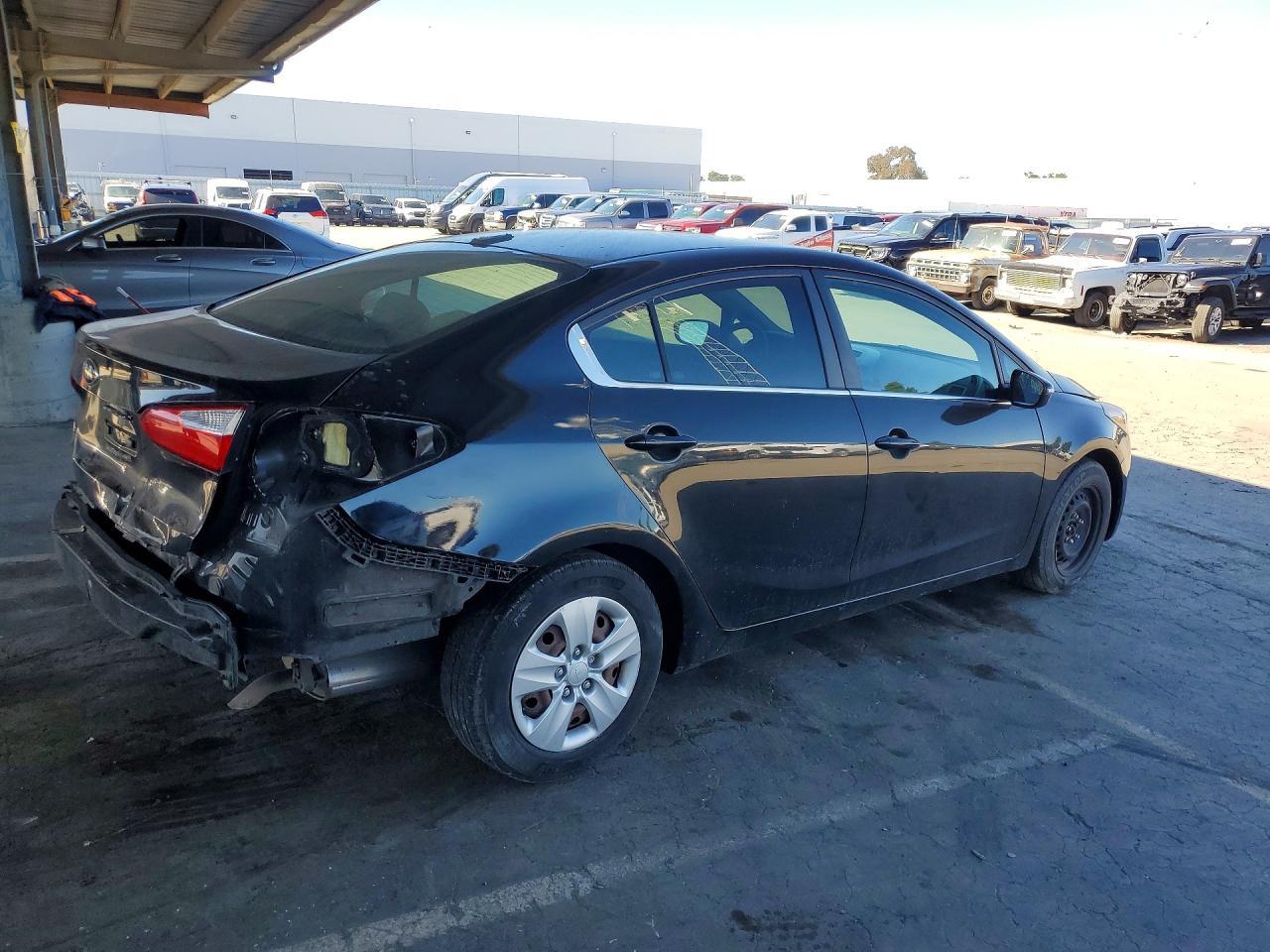 2015 Kia Forte - Фото 3