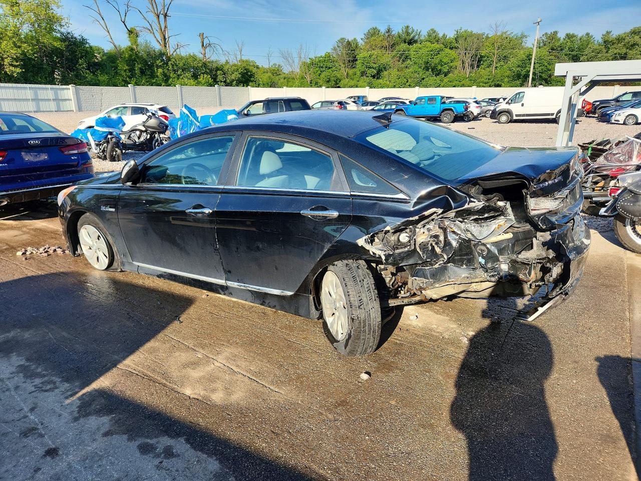 2015 Hyundai Sonata Hybrid Base - Фото 2