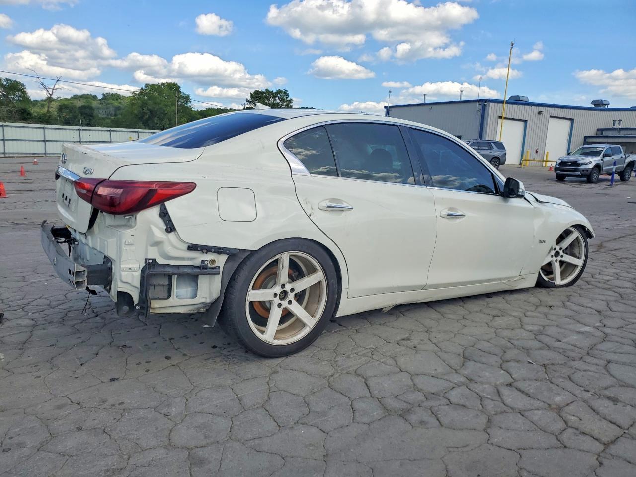 2019 Infiniti Q50 3.0T Luxe - Image 3