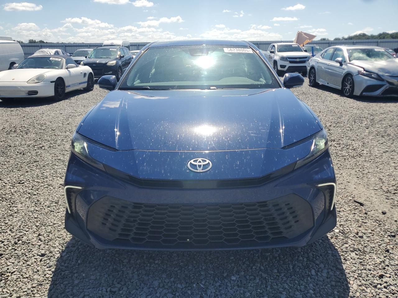 2026 Toyota Camry Se - Image 5