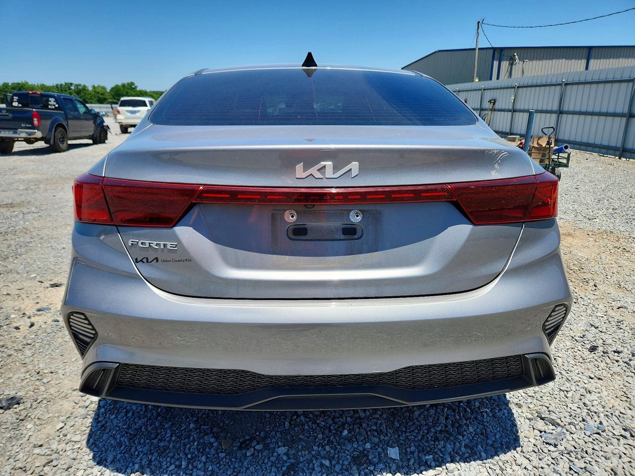 2023 Kia Forte Lxs - Image 6