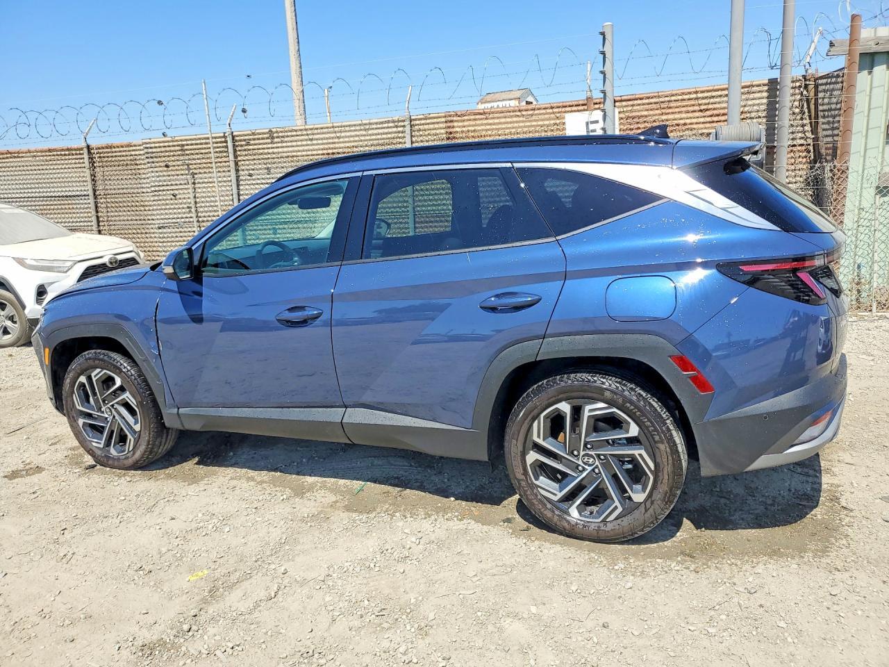2026 Hyundai Tucson Limited - Фото 2
