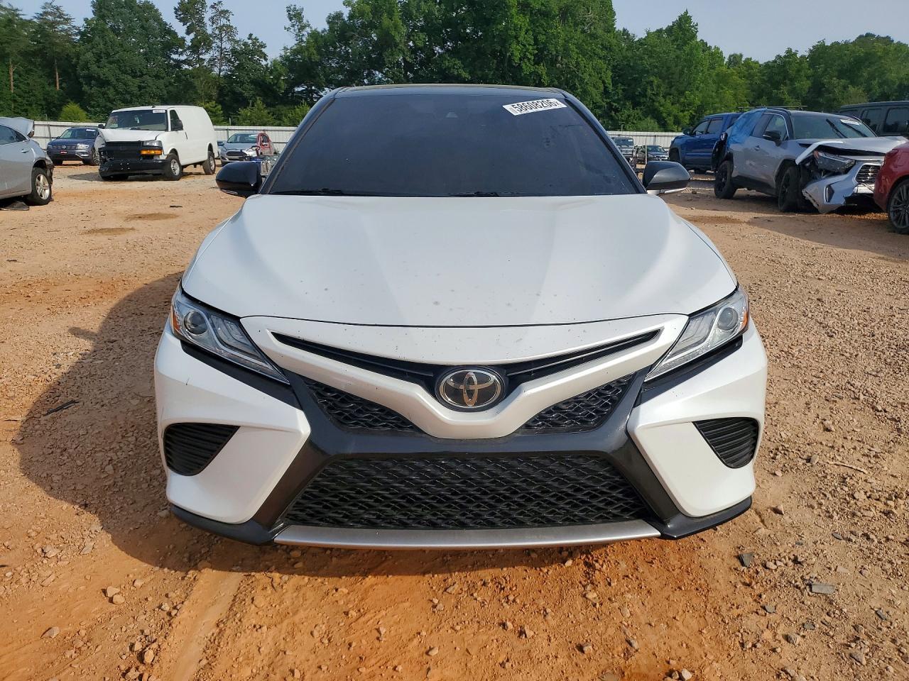 2020 Toyota Camry Xse - Image 5