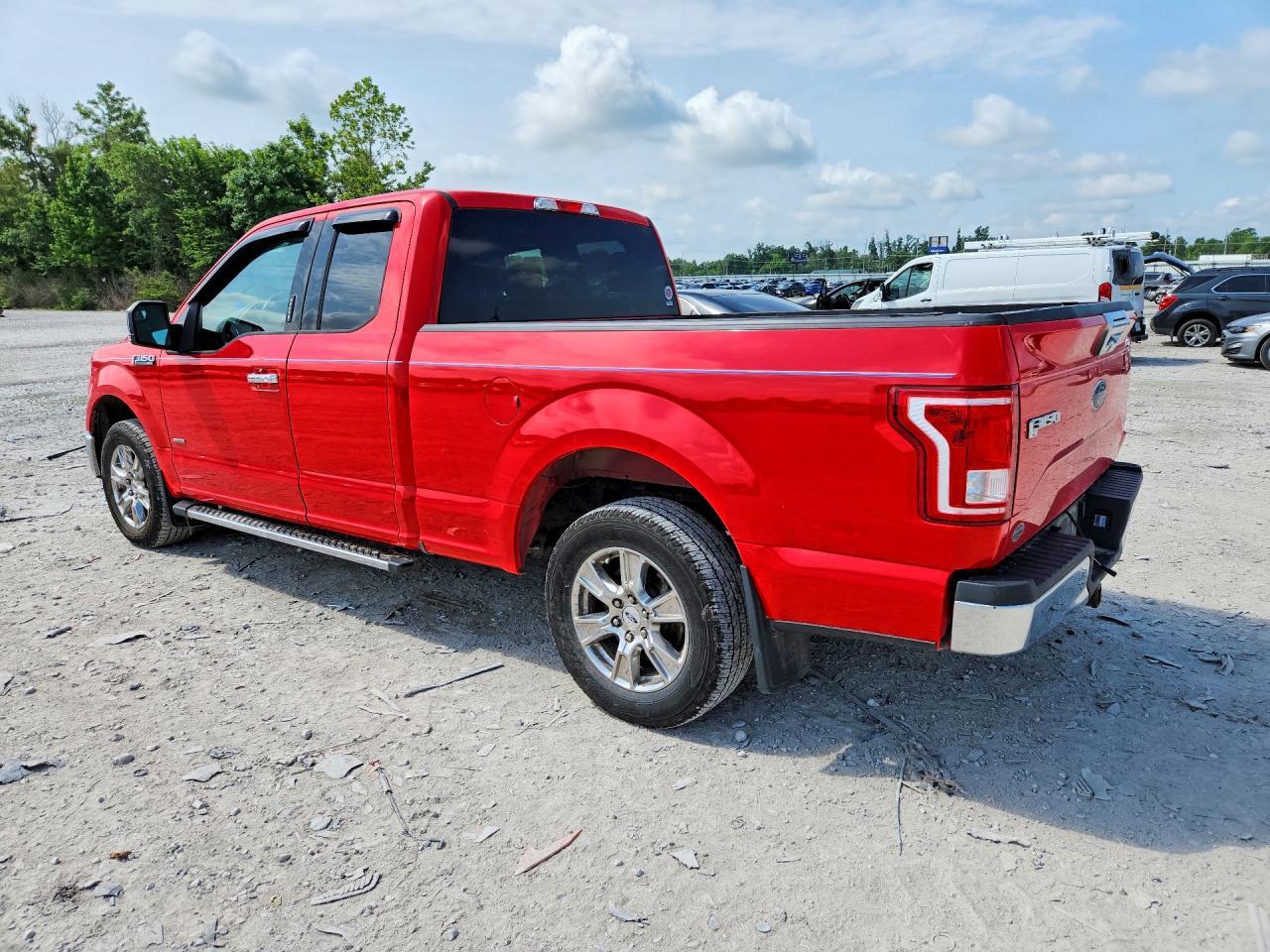 2015 Ford F150 Super Cab - Image 2