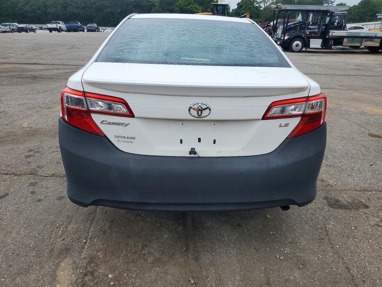 2012 Toyota Camry Le - Image 6