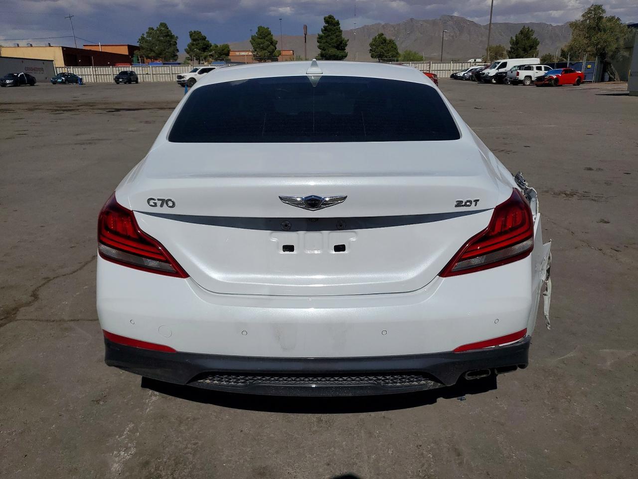 2019 Genesis G70 2.0T Advanced - Фото 6