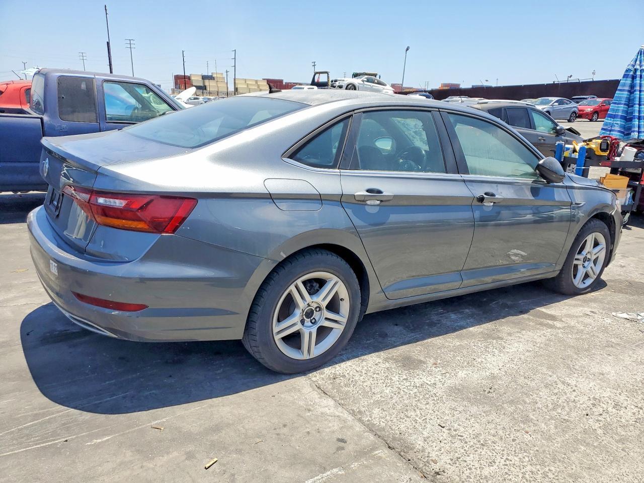 2019 Volkswagen Jetta S - Фото 3