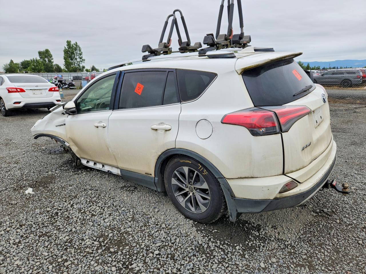 2016 Toyota Rav4 Hv Xle - Фото 2