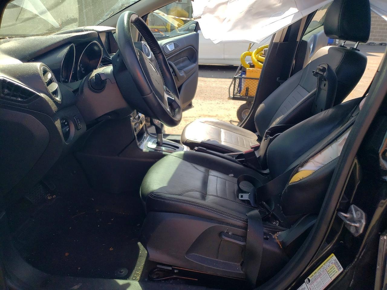 2015 Ford Fiesta Titanium - Image 7