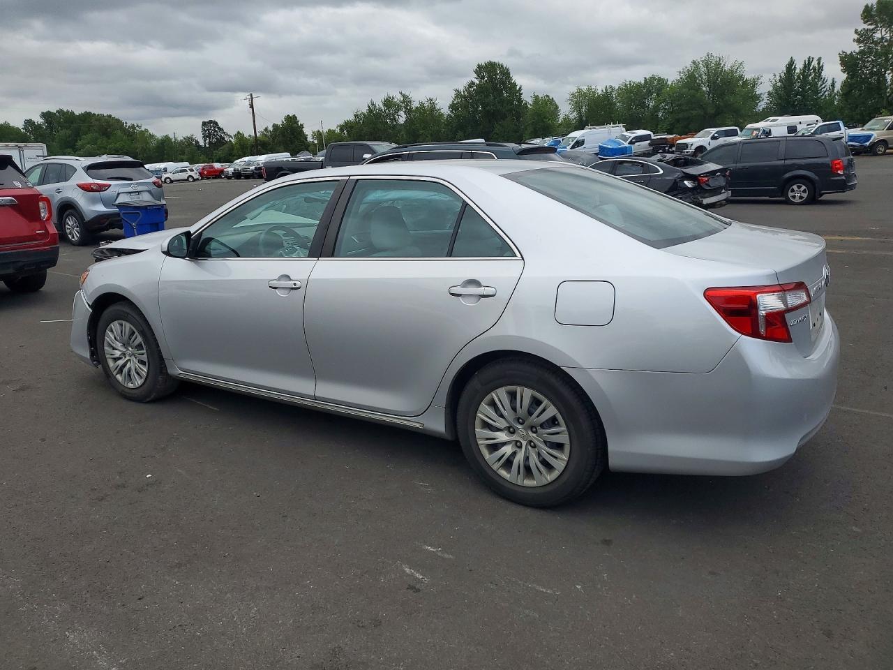 2014 Toyota Camry Le - Image 2