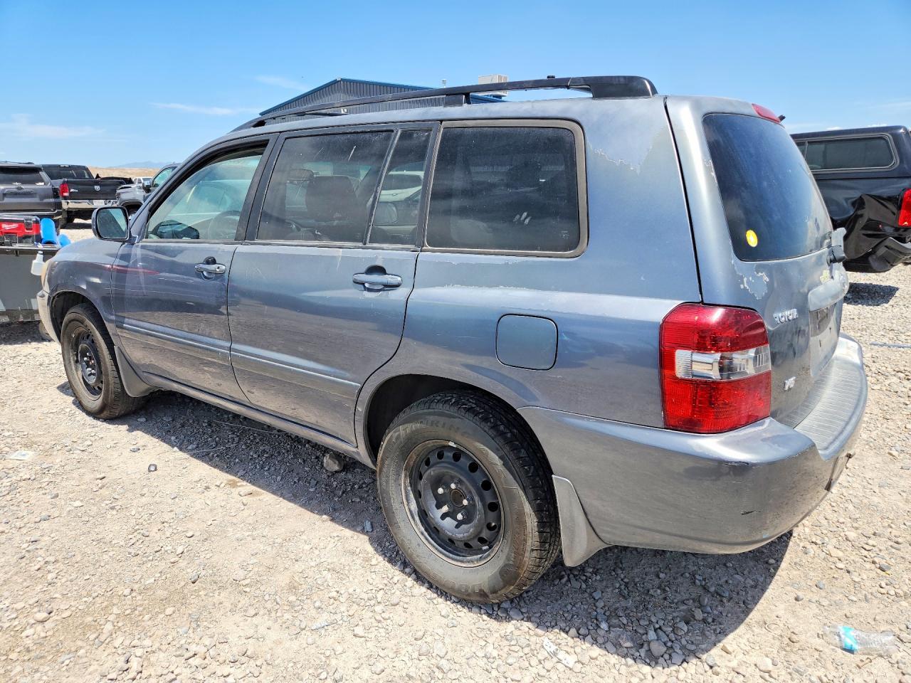 2005 Toyota Highlander Limited - Image 2