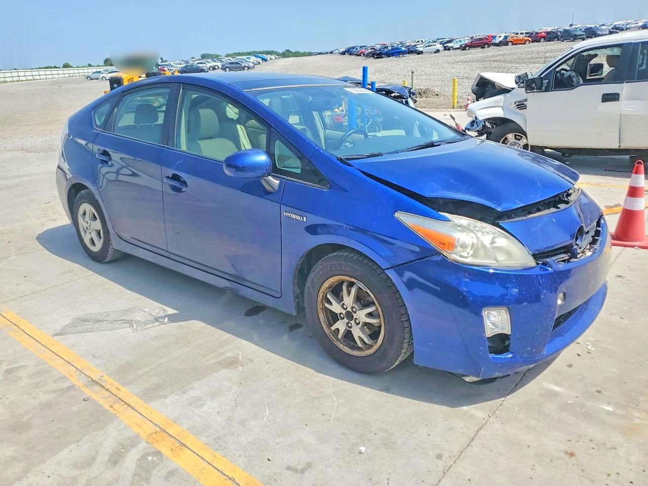 2010 Toyota Prius Iv - Image 4