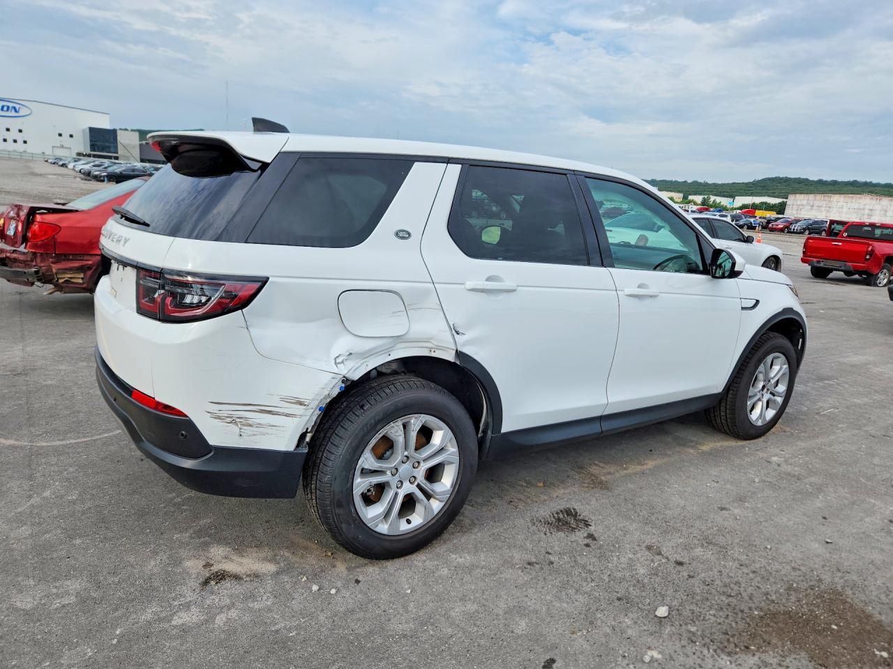 2023 Land Rover Discovery Sport S - Фото 3