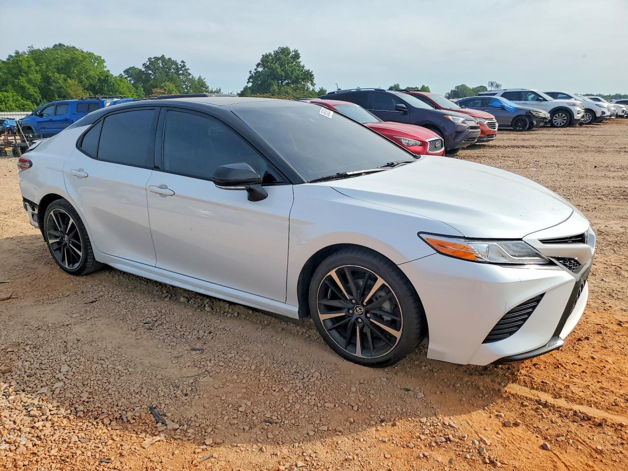2020 Toyota Camry Xse - Image 4