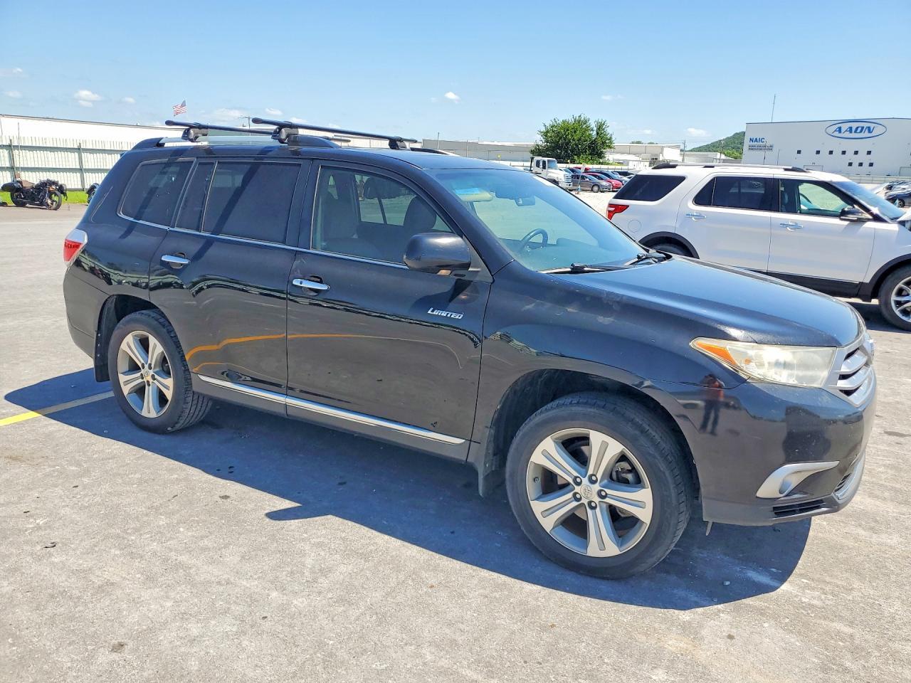 2013 Toyota Highlander Limited - Image 4