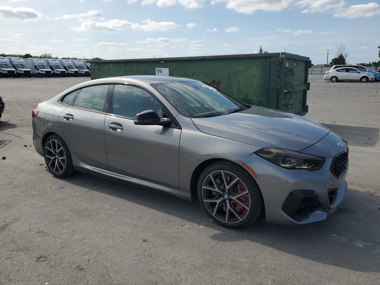 2024 BMW M235Xi - Фото 4