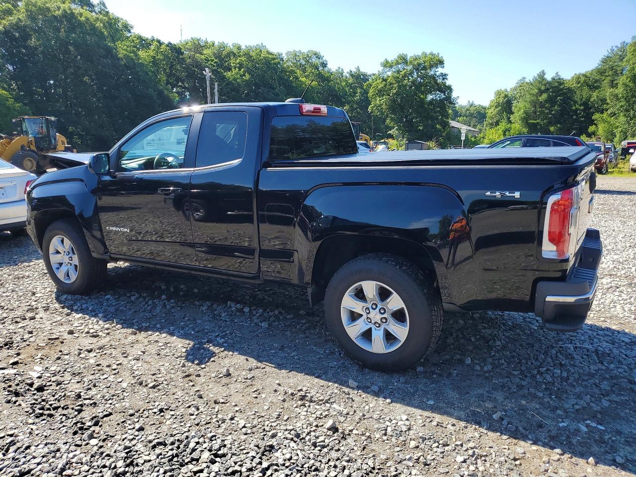 2015 GMC Canyon - Image 2
