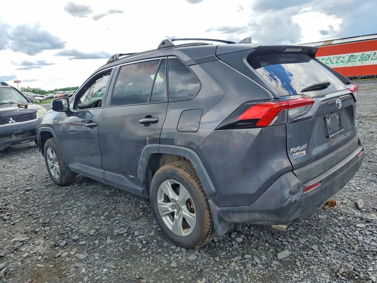 2019 Toyota Rav4 Le - Фото 2