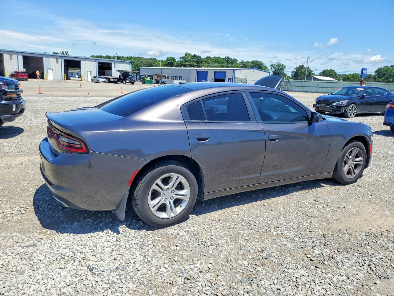 2017 Dodge Charger Se - Фото 3