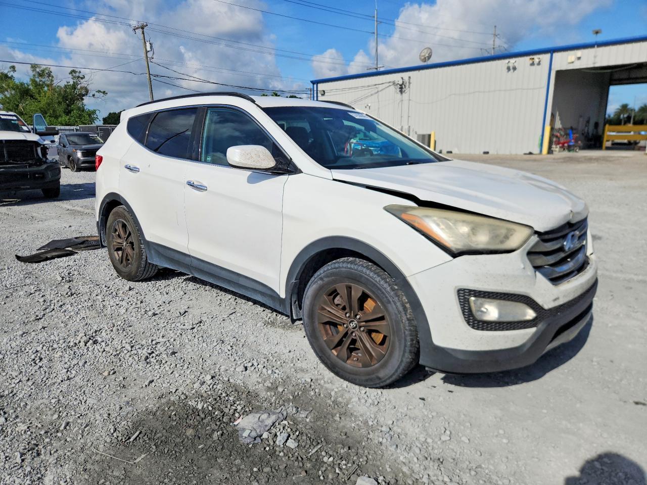 2013 Hyundai Santa Fe Sport 2.4L - Image 4