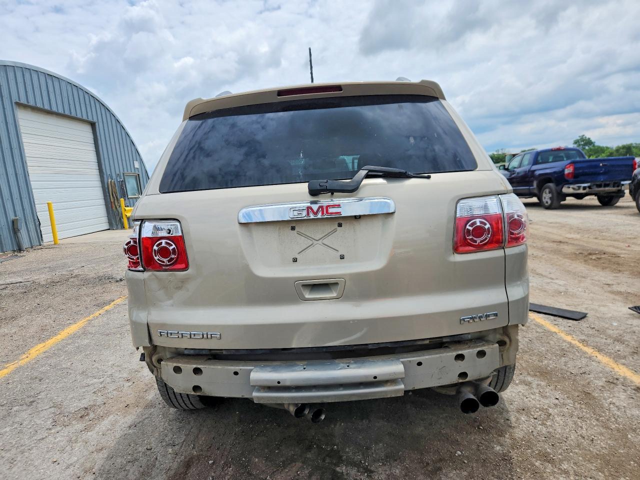 2010 GMC Acadia Sle - Image 6