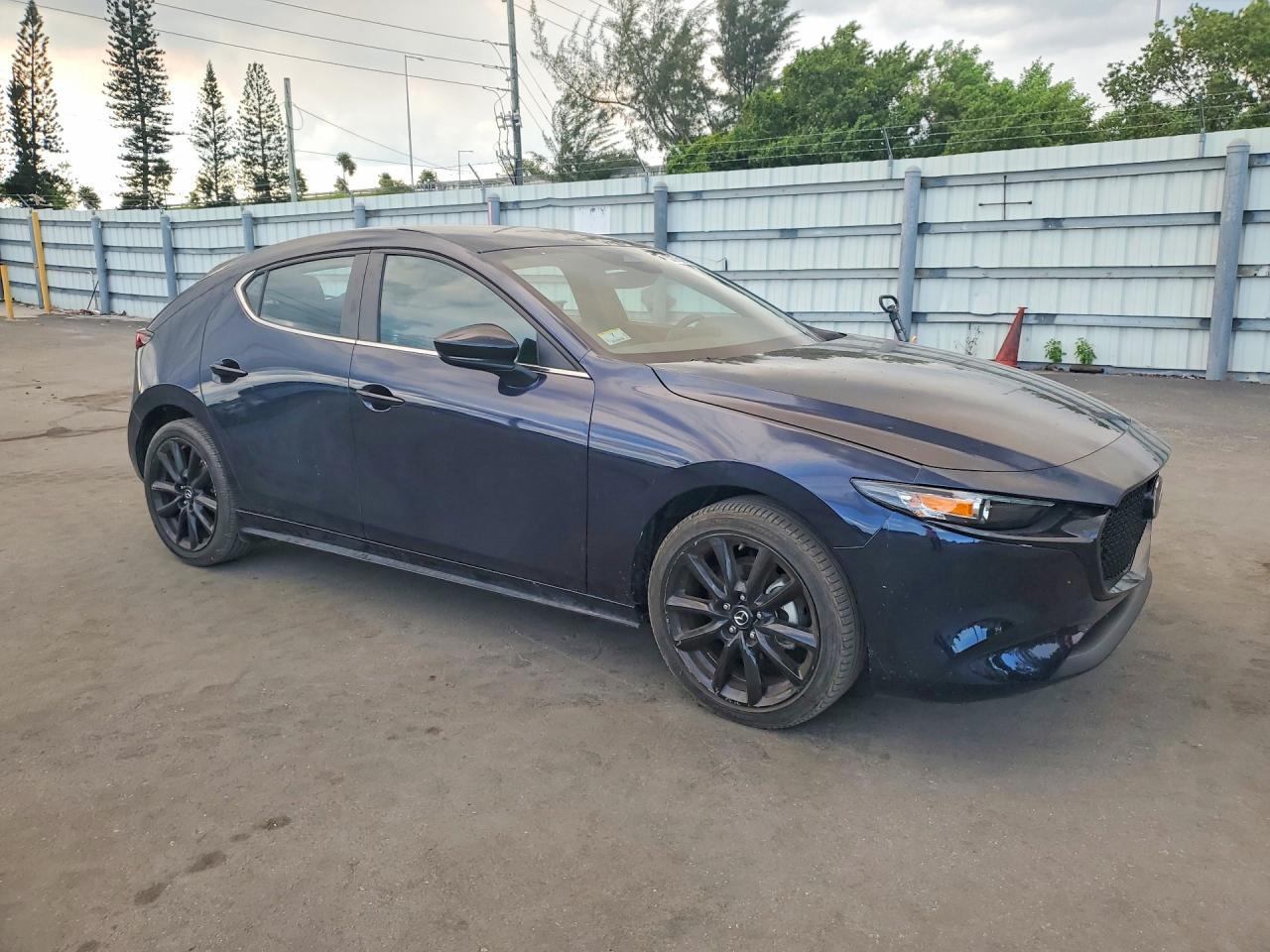 2024 Mazda 3 Select Sport - Фото 4