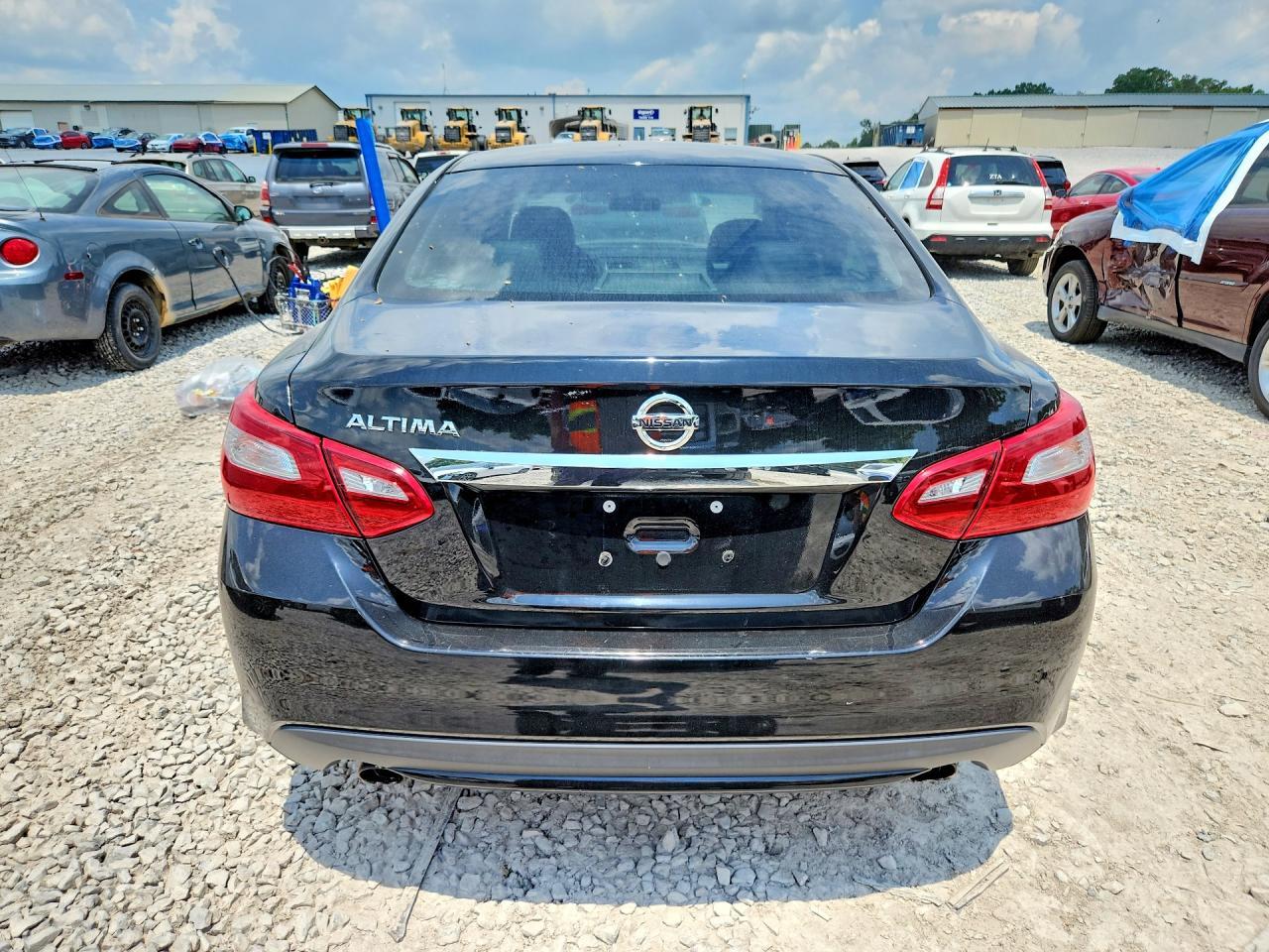 2018 Nissan Altima 2.5 S - Фото 6