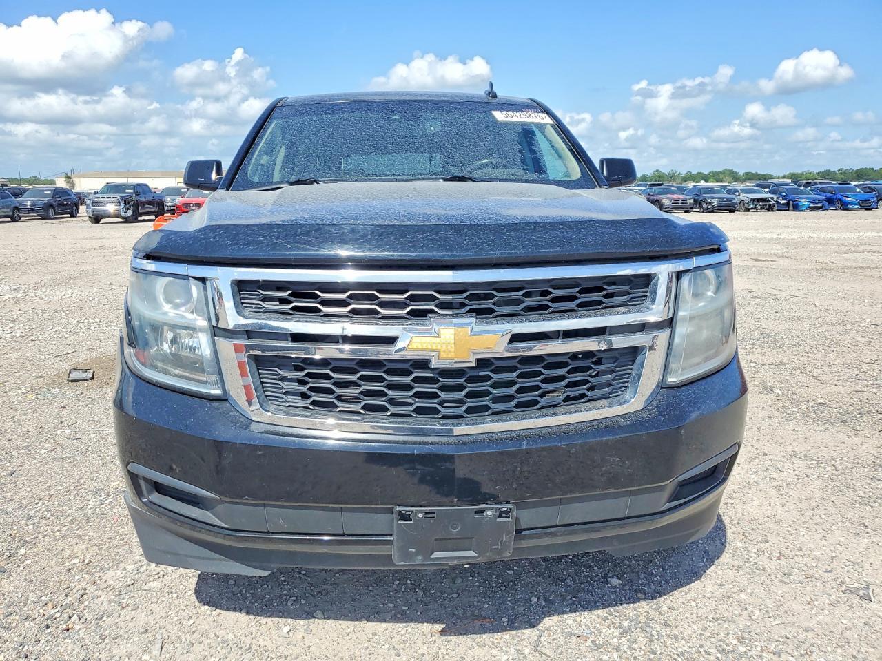 2016 Chevrolet Suburban C1500 Lt - Фото 5