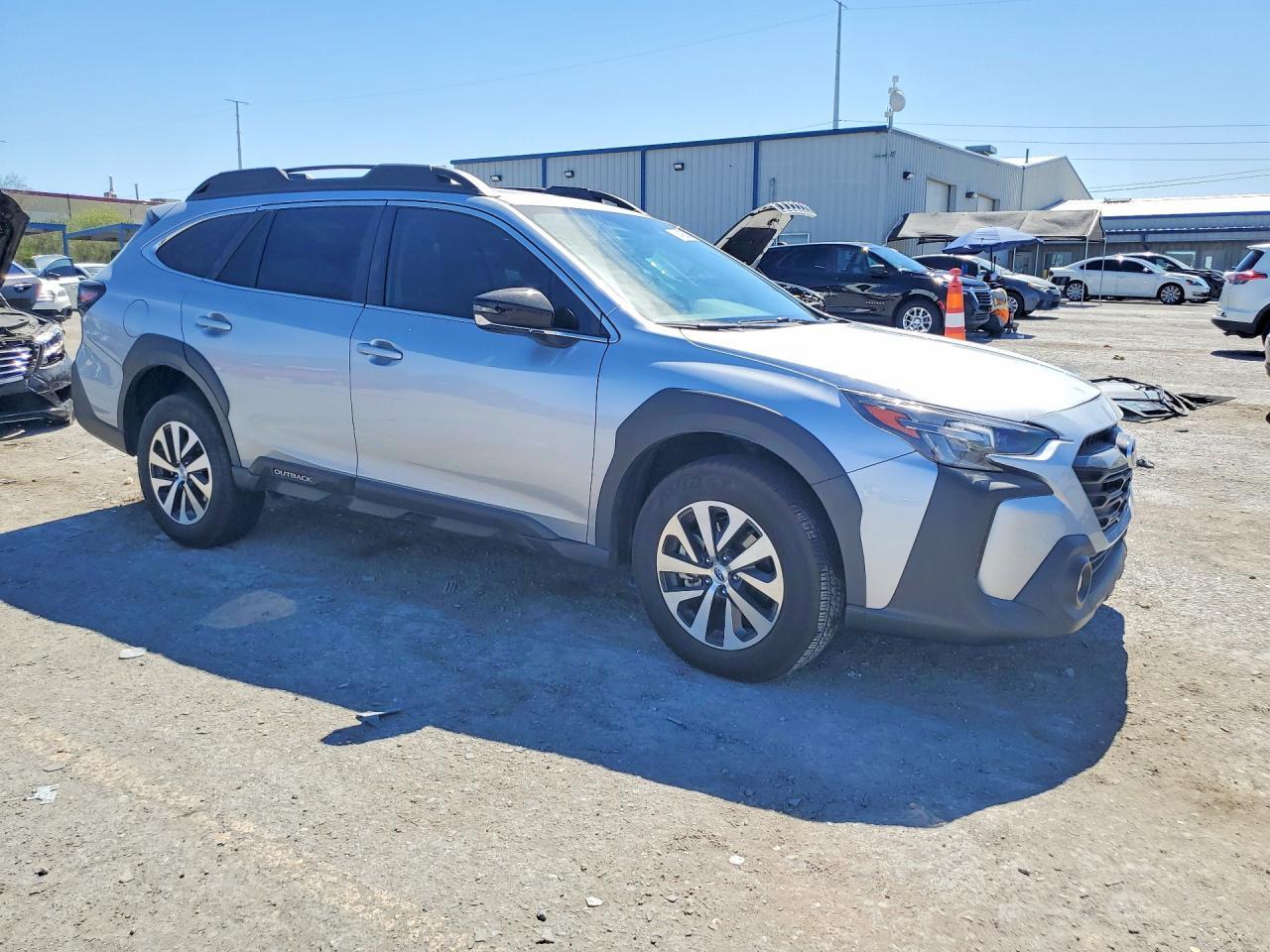 2025 Subaru Outback Premium - Image 4