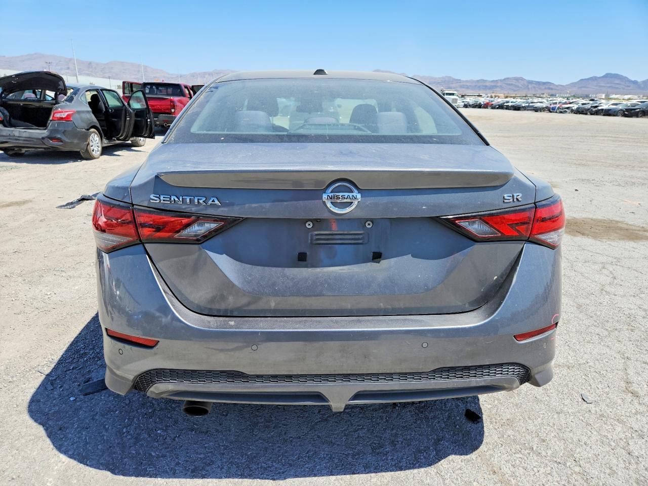 2020 Nissan Sentra Sr - Image 6