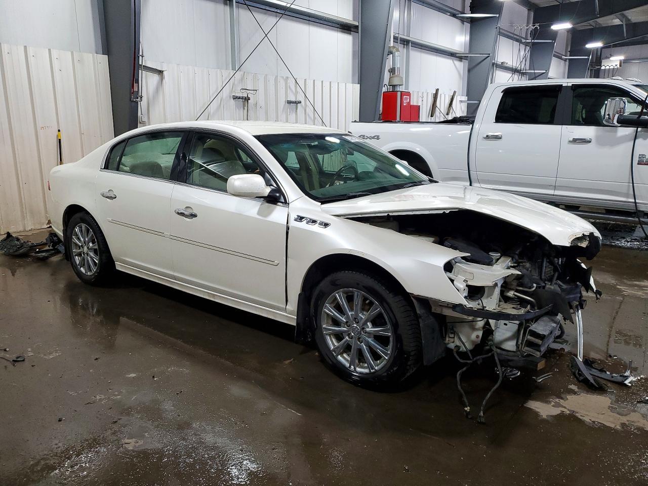 2011 Buick Lucerne Cxl - Image 4