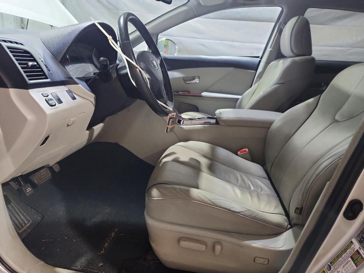 2010 Toyota Venza Awd 4Cyl - Image 7