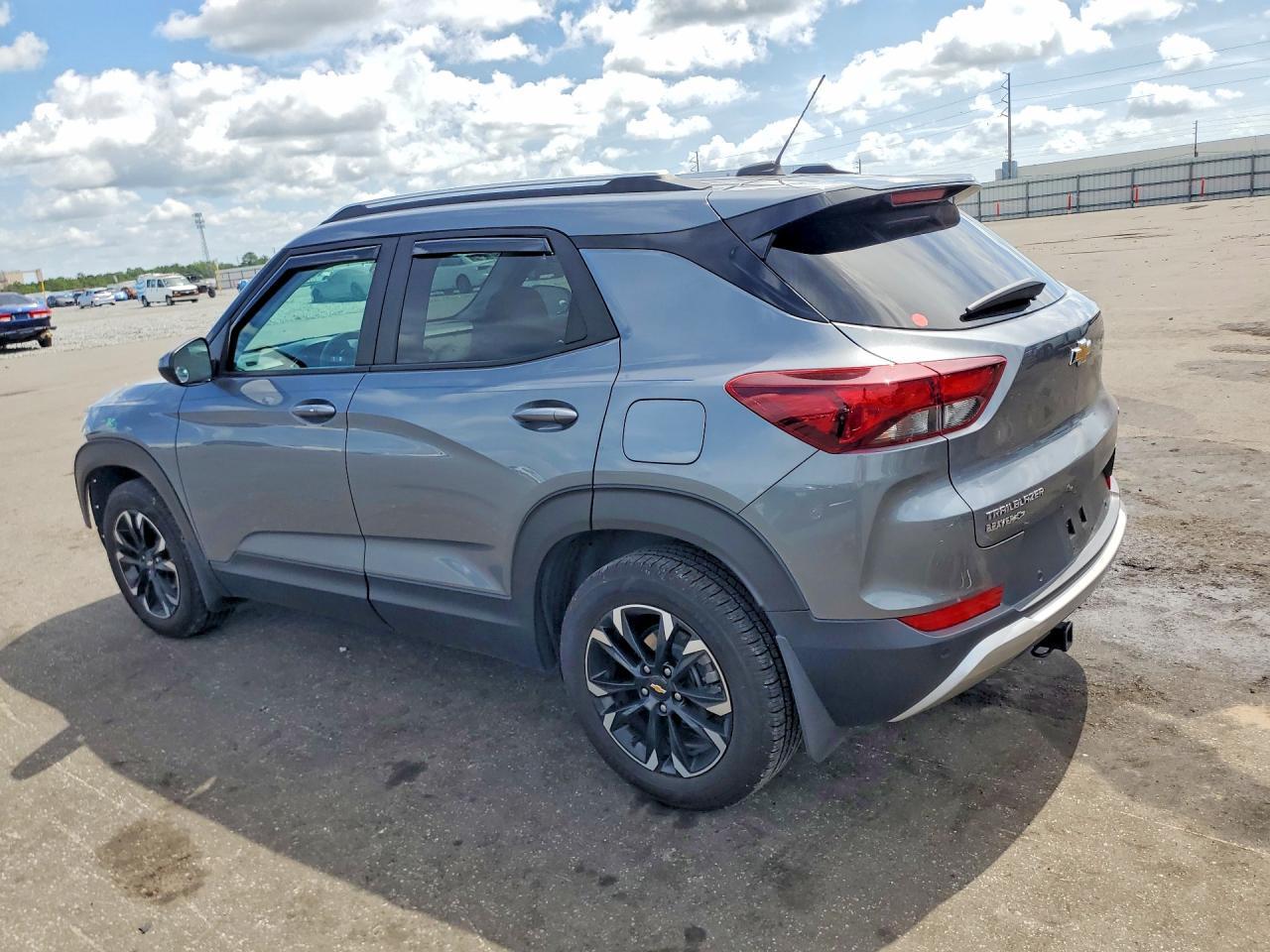 2021 Chevrolet Trailblazer Lt - Фото 2