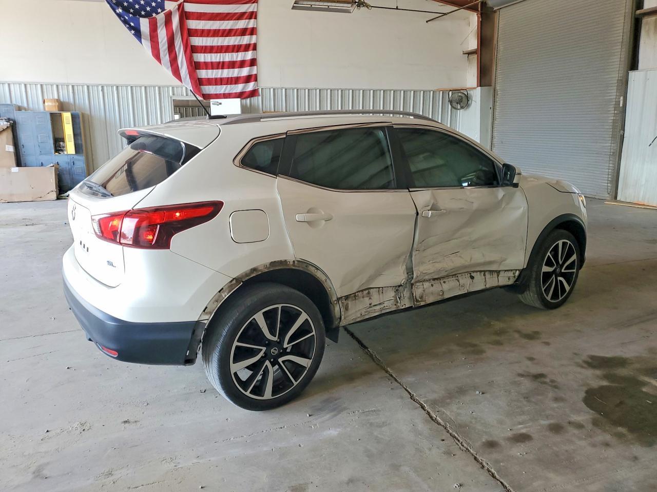 2018 Nissan Rogue Sport Sl - Image 3