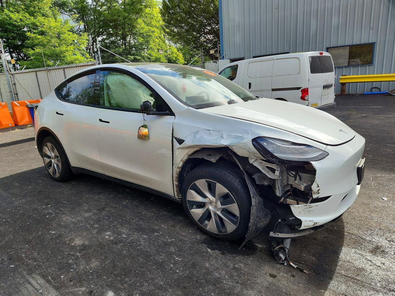 2022 Tesla Model Y - Фото 4