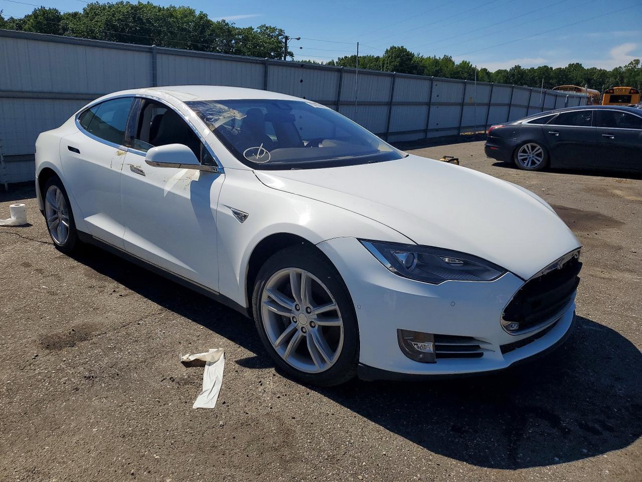 2014 Tesla Model S - Фото 4
