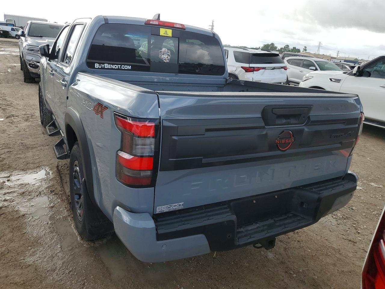 2025 Nissan Frontier Pro-4X - Фото 6