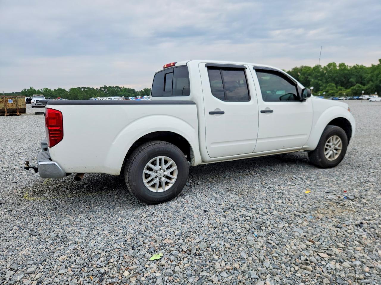 2019 Nissan Frontier Sv - Image 3