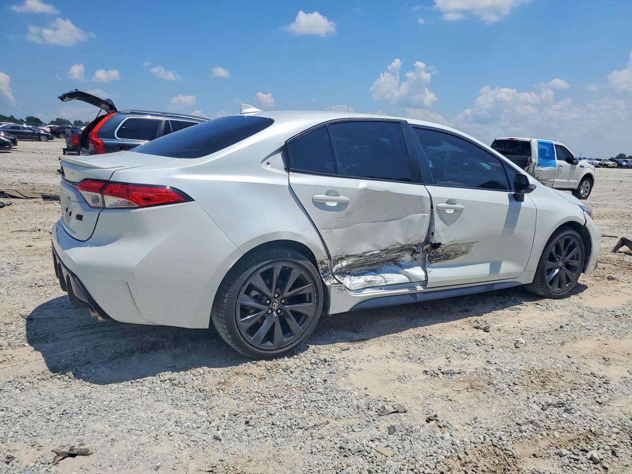 2024 Toyota Corolla Se - Фото 3