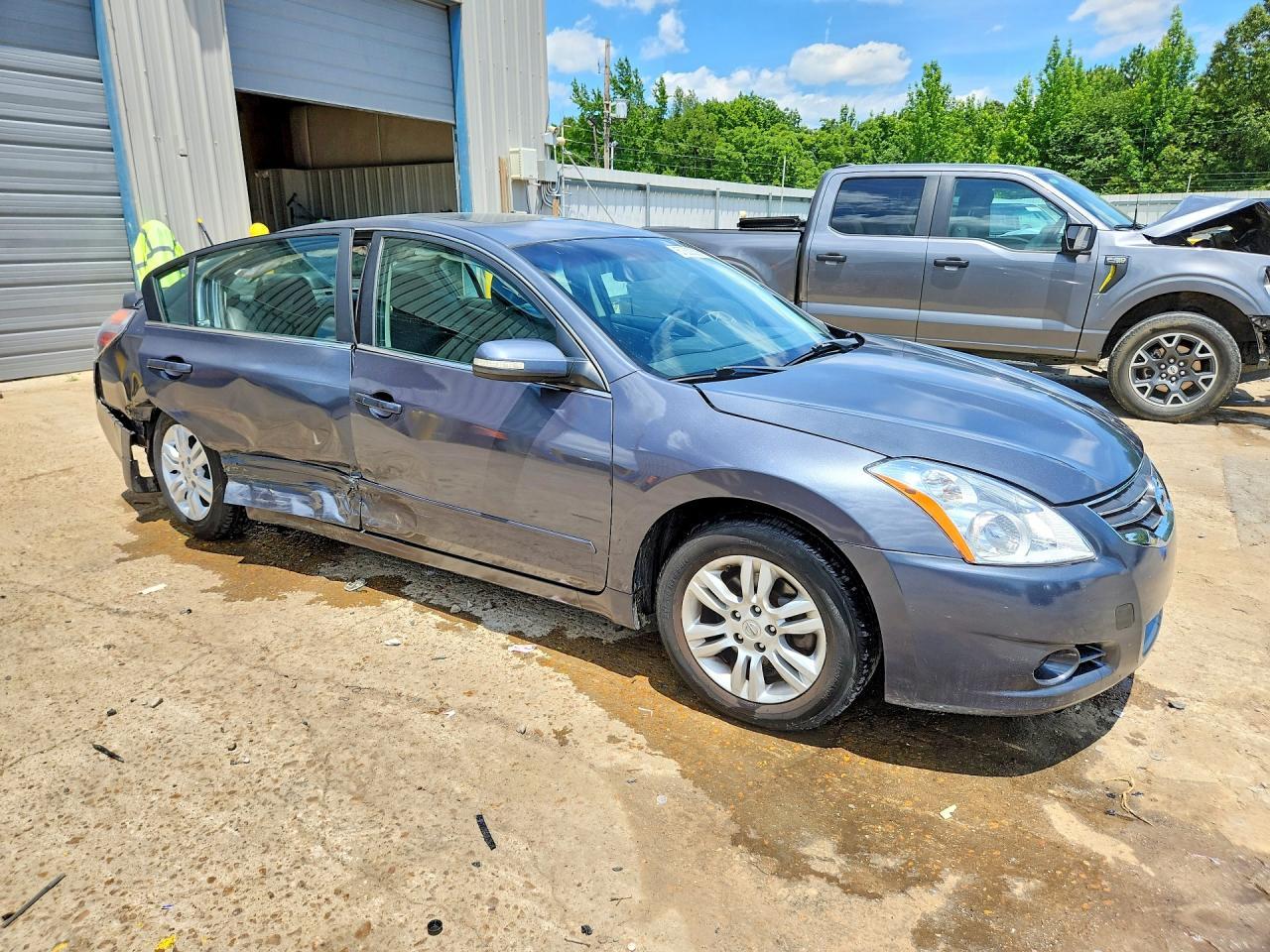 2011 Nissan Altima 2.5 - Фото 4