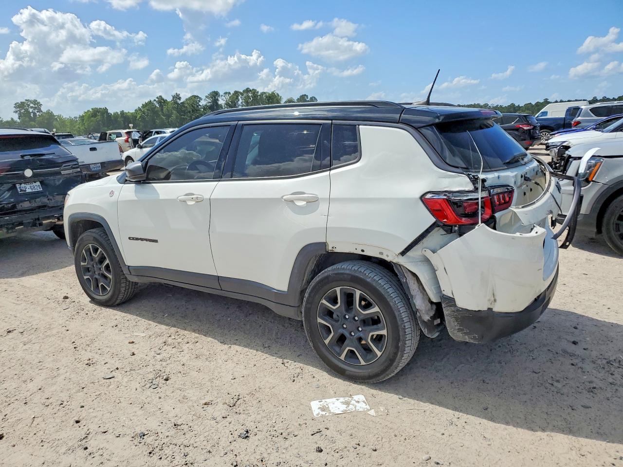 2019 Jeep Compass Trailhawk - Фото 2