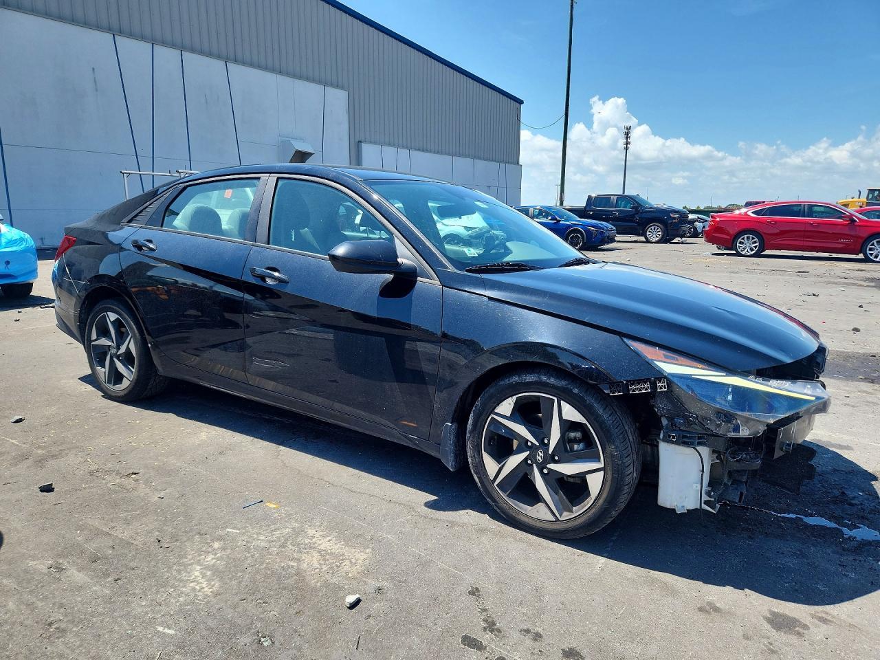 2023 Hyundai Elantra Sel - Фото 4