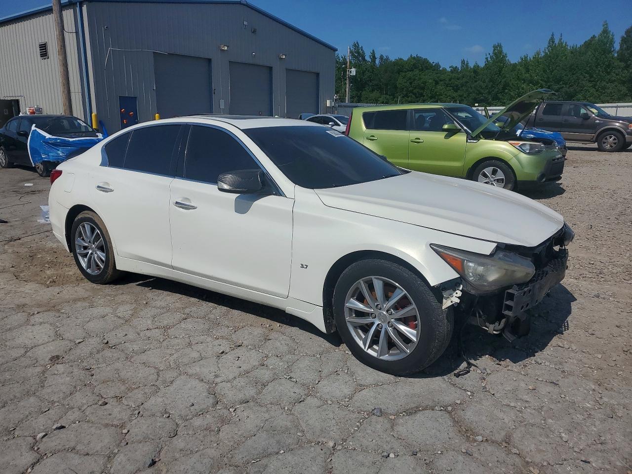 2015 Infiniti Q50 Base - Image 4
