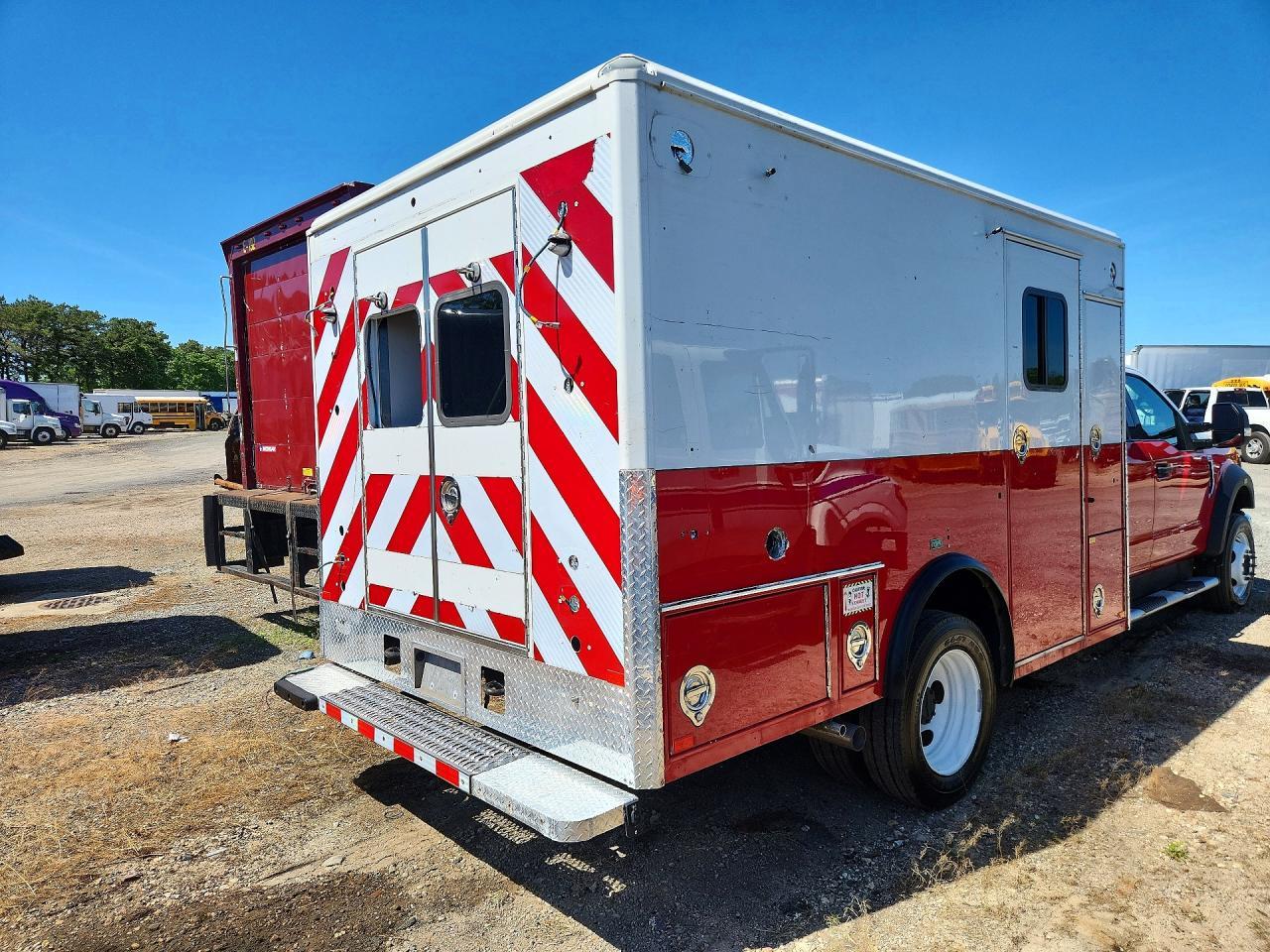 2020 Ford F550 Super Duty - Фото 3