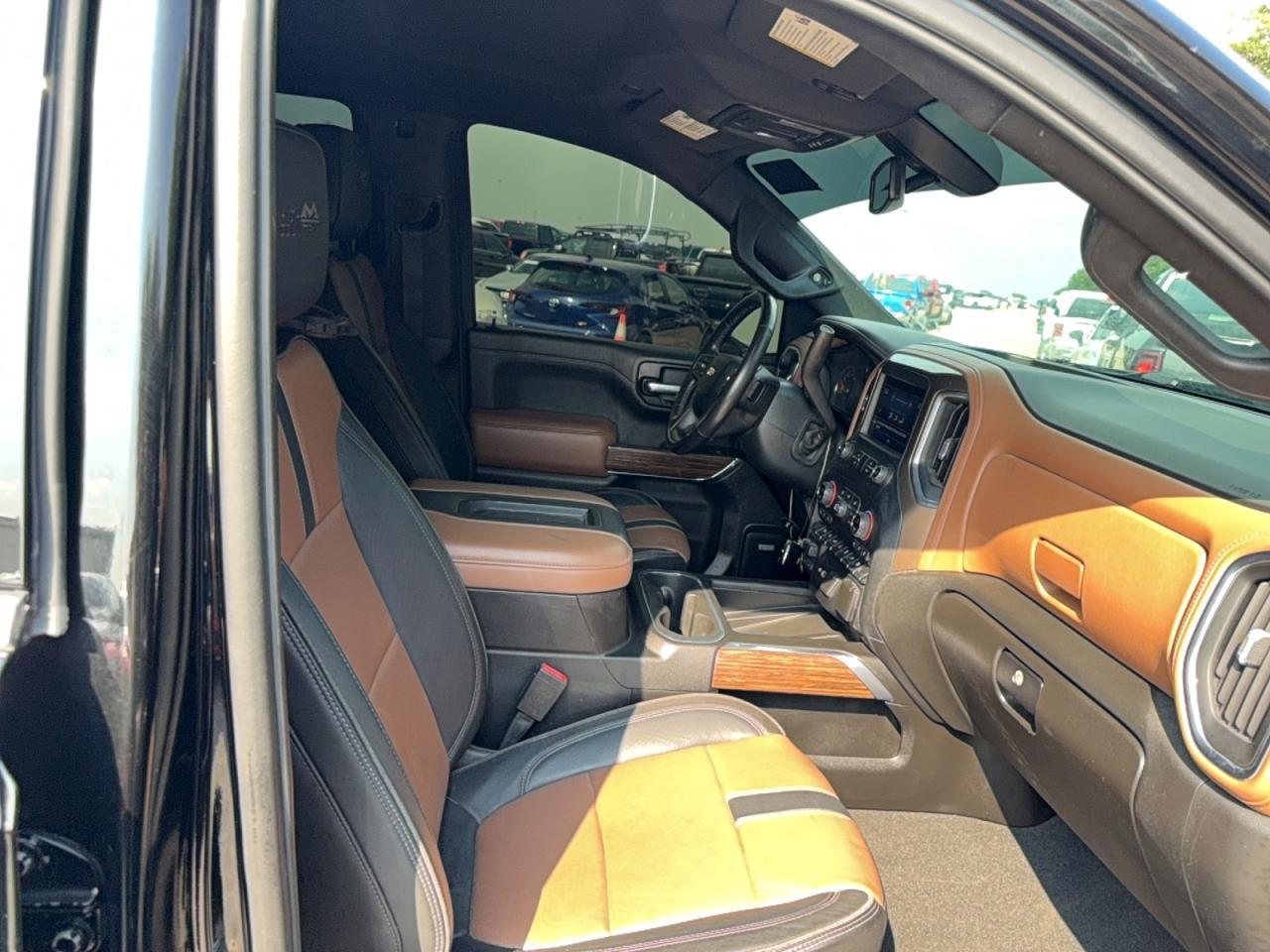 2021 Chevrolet Silverado K1500 High Country - Image 5